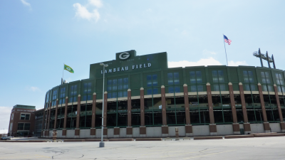 Green Bay Packers Stadium: History, Features, and Fan Experience