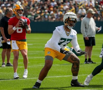 The Packers Offensive Line Starts to Take Shape Despite Injuries