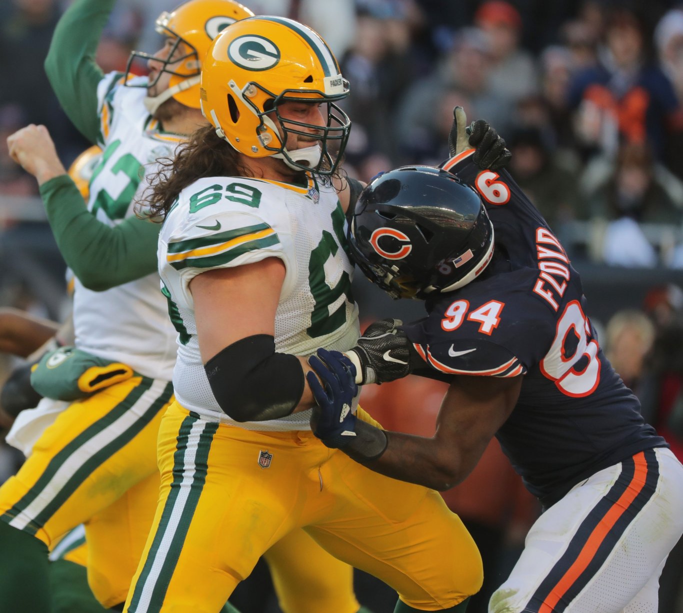 Bakhtiari's Knee Injury Provides Ultimate What-If for Packers - Sports  Illustrated Green Bay Packers News, Analysis and More