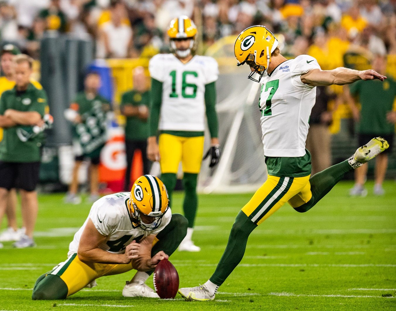 The Wearing Of the Green (and Gold): Good Guys Wear White, Again: Packers  Color Rush Review