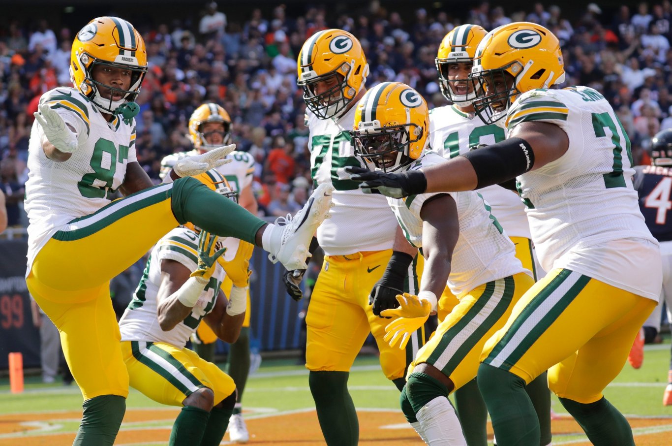 Packers 38 Bears 20: Game Balls & Lame Calls
